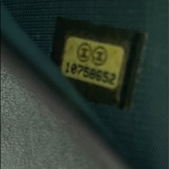 Chanel Wallet - Picture 7 of 11